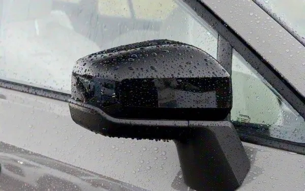 Is the Wildlander bigger than a RAV4? Is the Wildlander bigger than a RAV4?