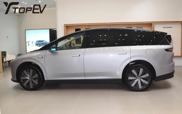 Li Auto i8 price Li Auto i8 price